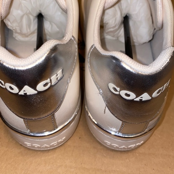 Coach leather 🤍 Lowline Low Top Sneaker size 10 New in box - Picture 8 of 8